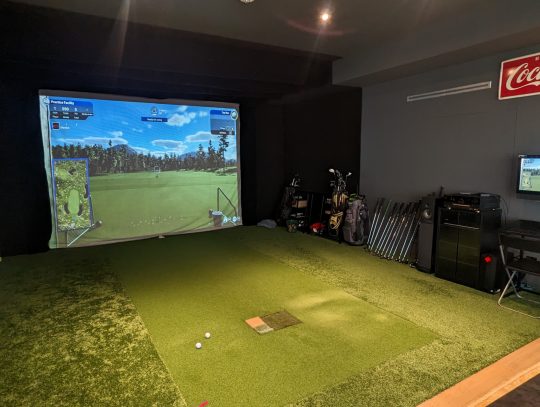 Golf simulator